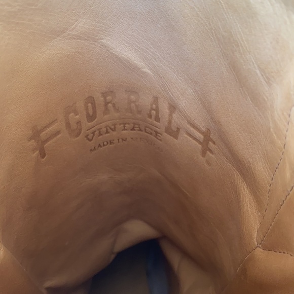 Corral Sand Maipo Swarovski Crystal Horseshoe Inlay Boots 7.5M - Picture 12 of 14